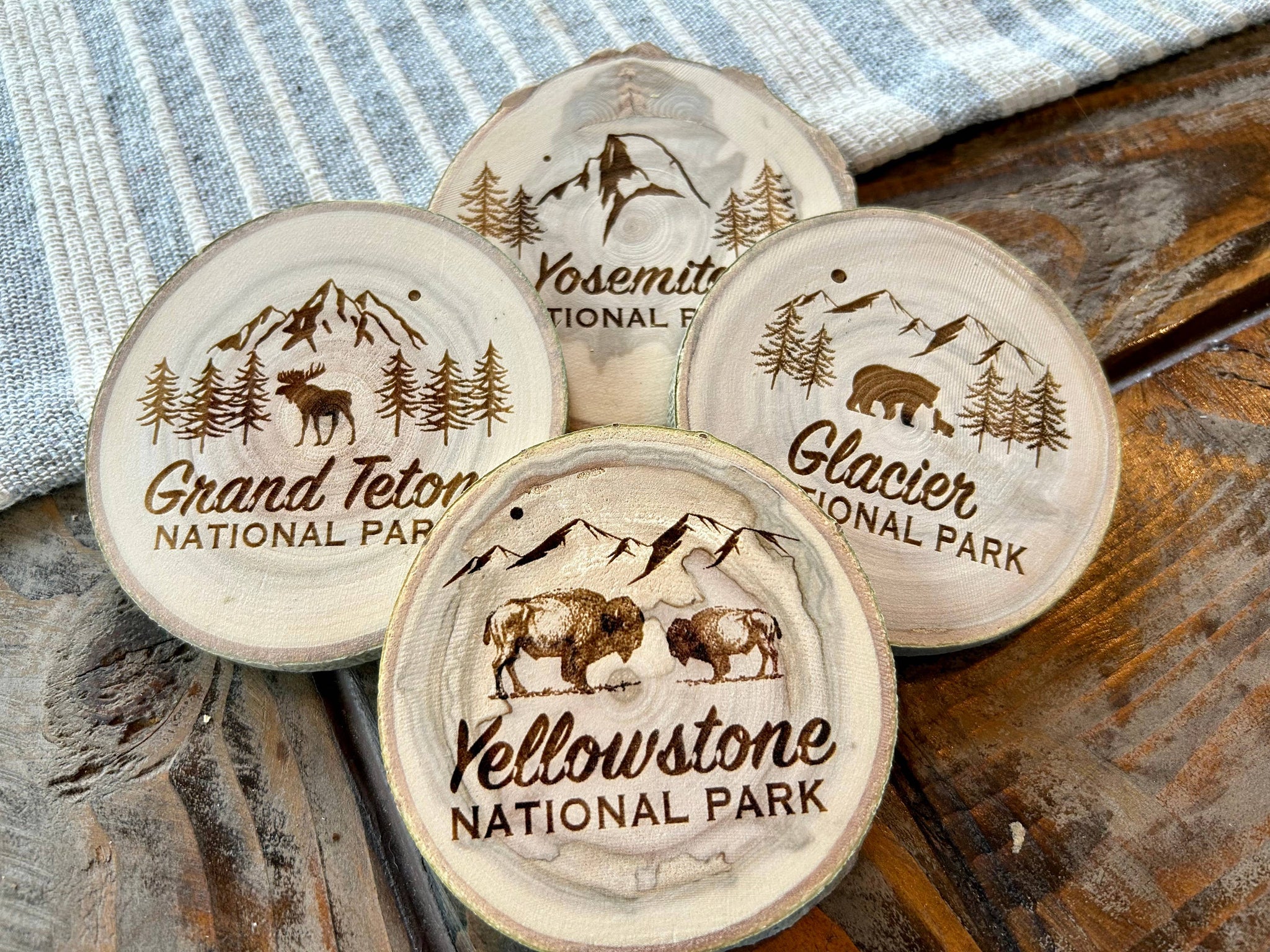 Yellowstone National Park Coasters, Yellowstone Souvenir