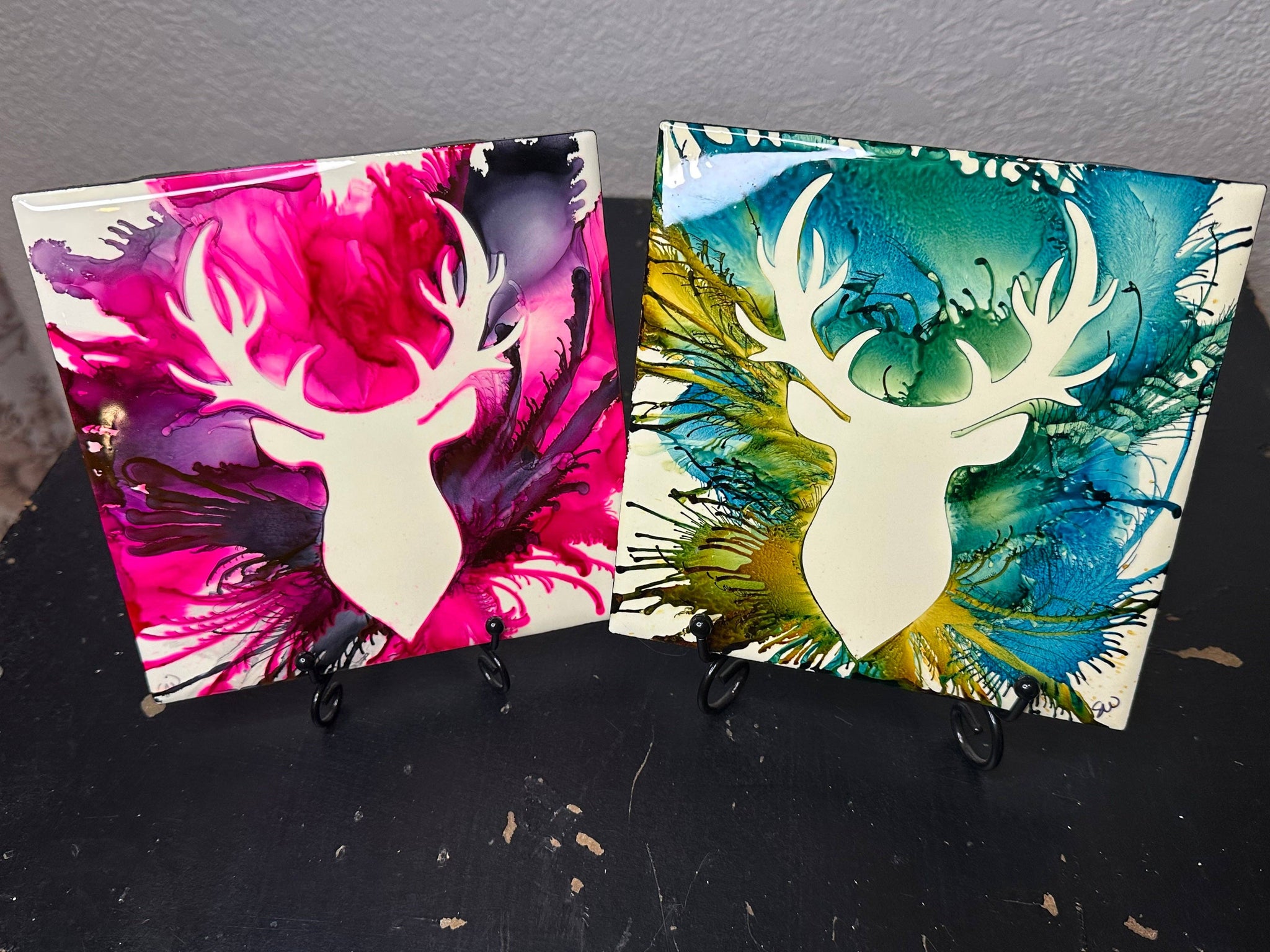 Wyoming Handpainted Hotplate- Set of 2